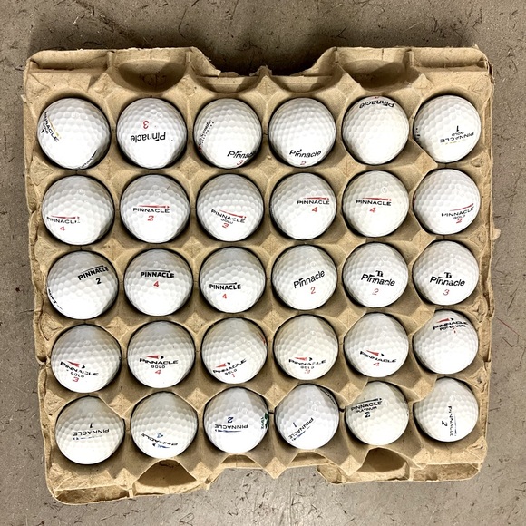 Pinnacle Golf Balls 30 Count Flat - Picture 1 of 1
